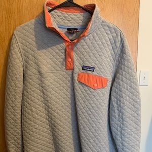 Women’s Patagonia button up